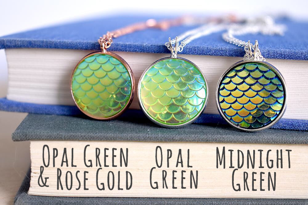 Iridescent Green Mermaid Scale Necklace | Round Mermaid Scales Pendant | Magic Mermaid Jewelry - Enchanted Leaves - Nature Jewelry - Unique Handmade Gifts