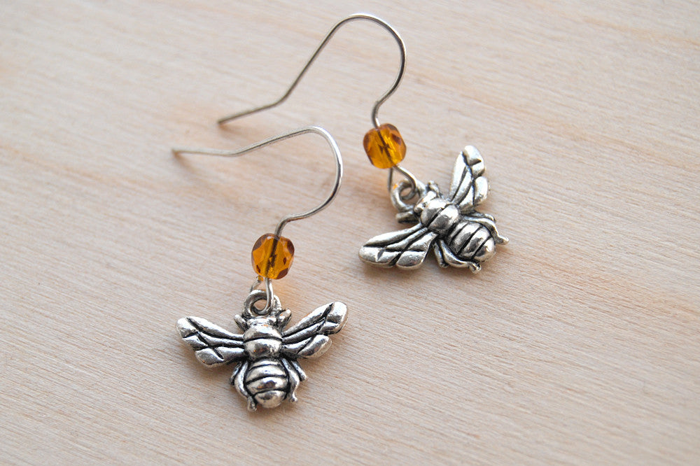 Tiny Silver Bee Earrings - Enchanted Leaves - Nature Jewelry - Unique Handmade Gifts