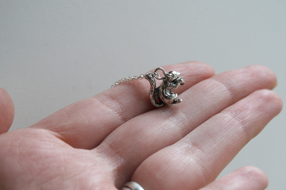 7K 925 Sterling Silver Squirrel Charm/Pendant – Carabiner Lock – Unisex – Animal Theme
