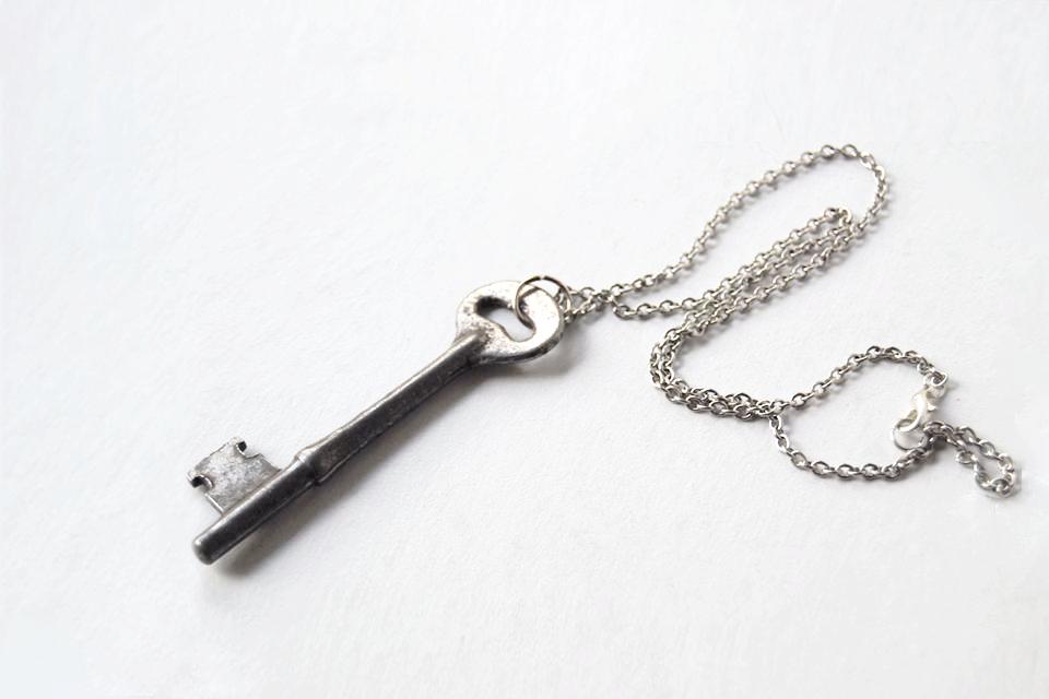 couple necklaces key