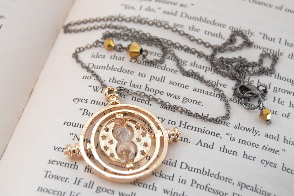 -Defective- Golden Time Turner Necklace | Hermione Granger Cosplay | Harry Potter Necklace - Defective- - Enchanted Leaves - Nature Jewelry - Unique Handmade Gifts